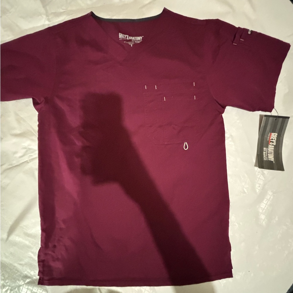 Greys Anatomy Burgundy Scrub Top Small NWT